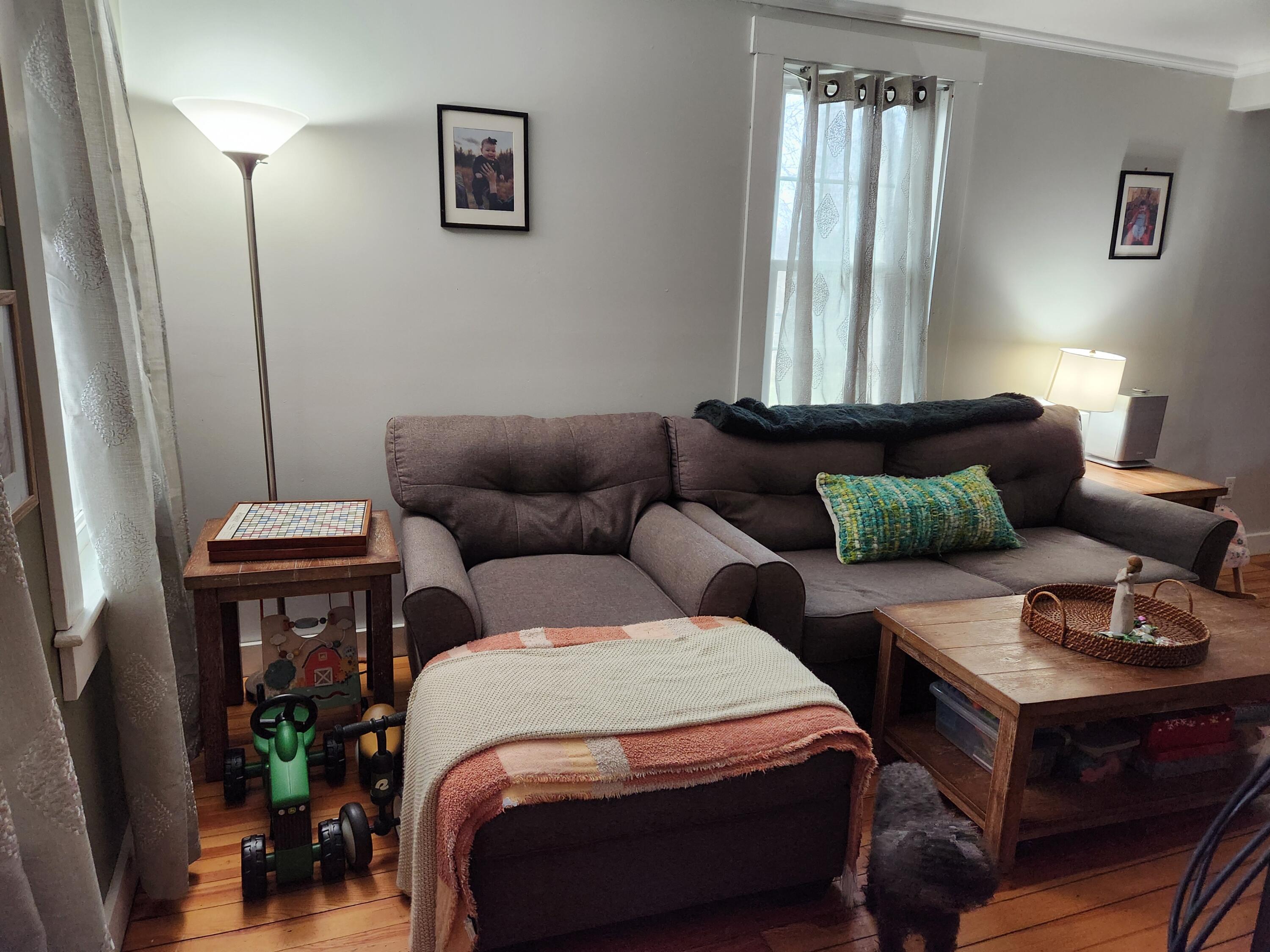 217 Washington Road Jefferson, ME 04348 - Photo 4 of 17 HumphreyLR