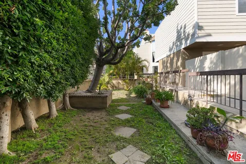 $1,299,000 | 1717 Stoner Avenue, Unit 111, Los Angeles, CA 90025