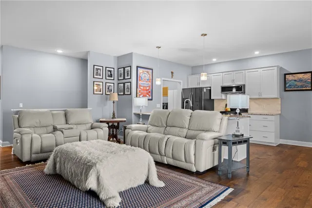 $379,900 | 3283 Eastwind Way, Canandaigua Town, NY 14424