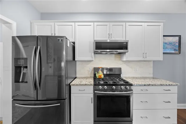 $379,900 | 3283 Eastwind Way, Canandaigua Town, NY 14424