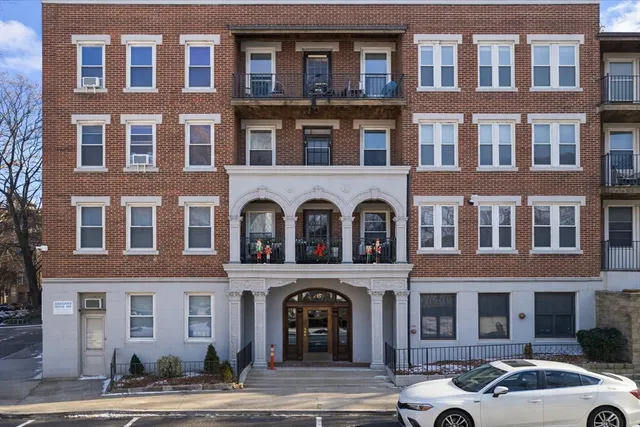 $399,000 | 28 Quint Avenue, Unit 18, Boston, MA 02134