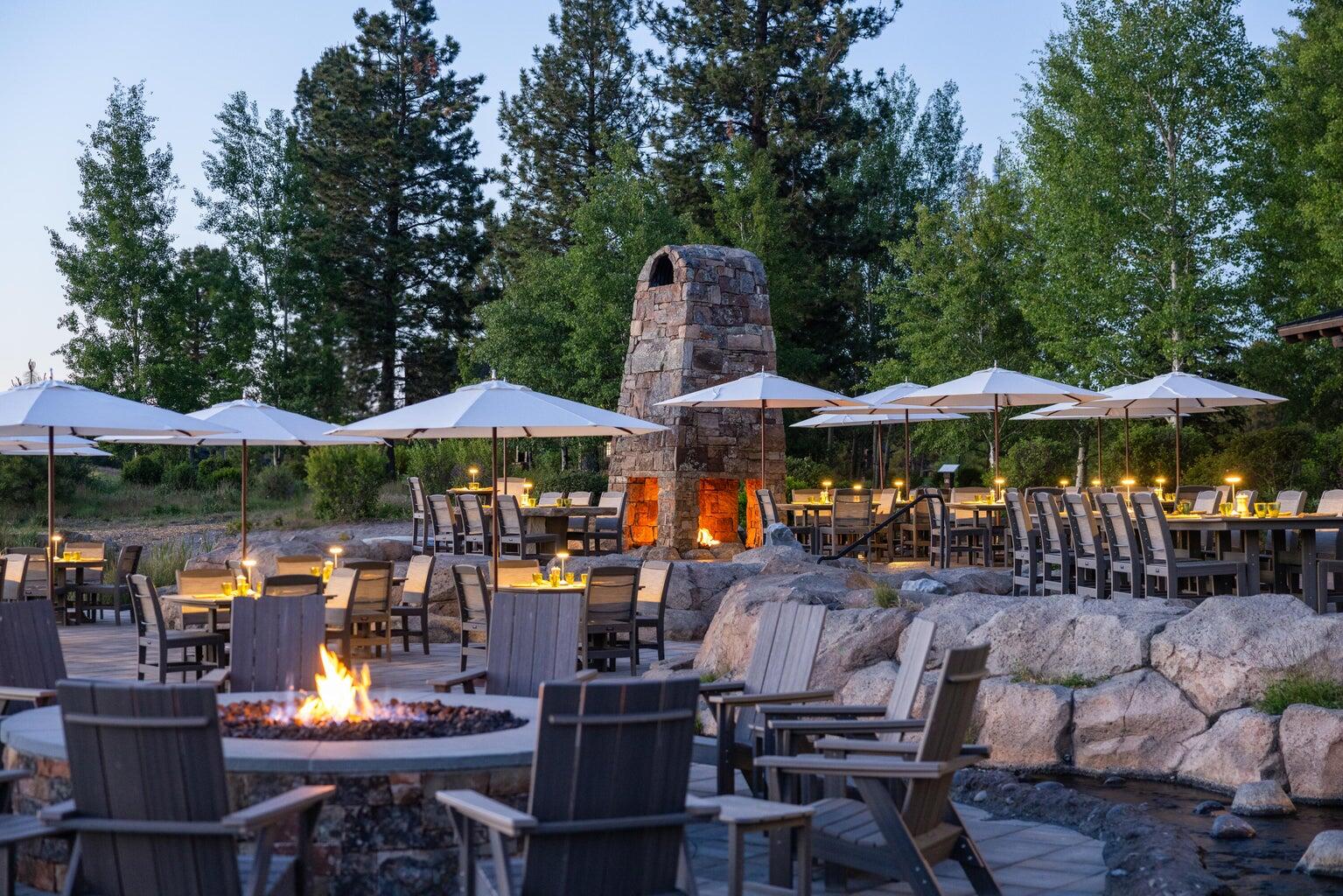 54681 Sunstone Loop, Unit 111 Bend, OR 97707 - Photo 9 of 16 Lakeside dining and outdoor fire pit at Lake House