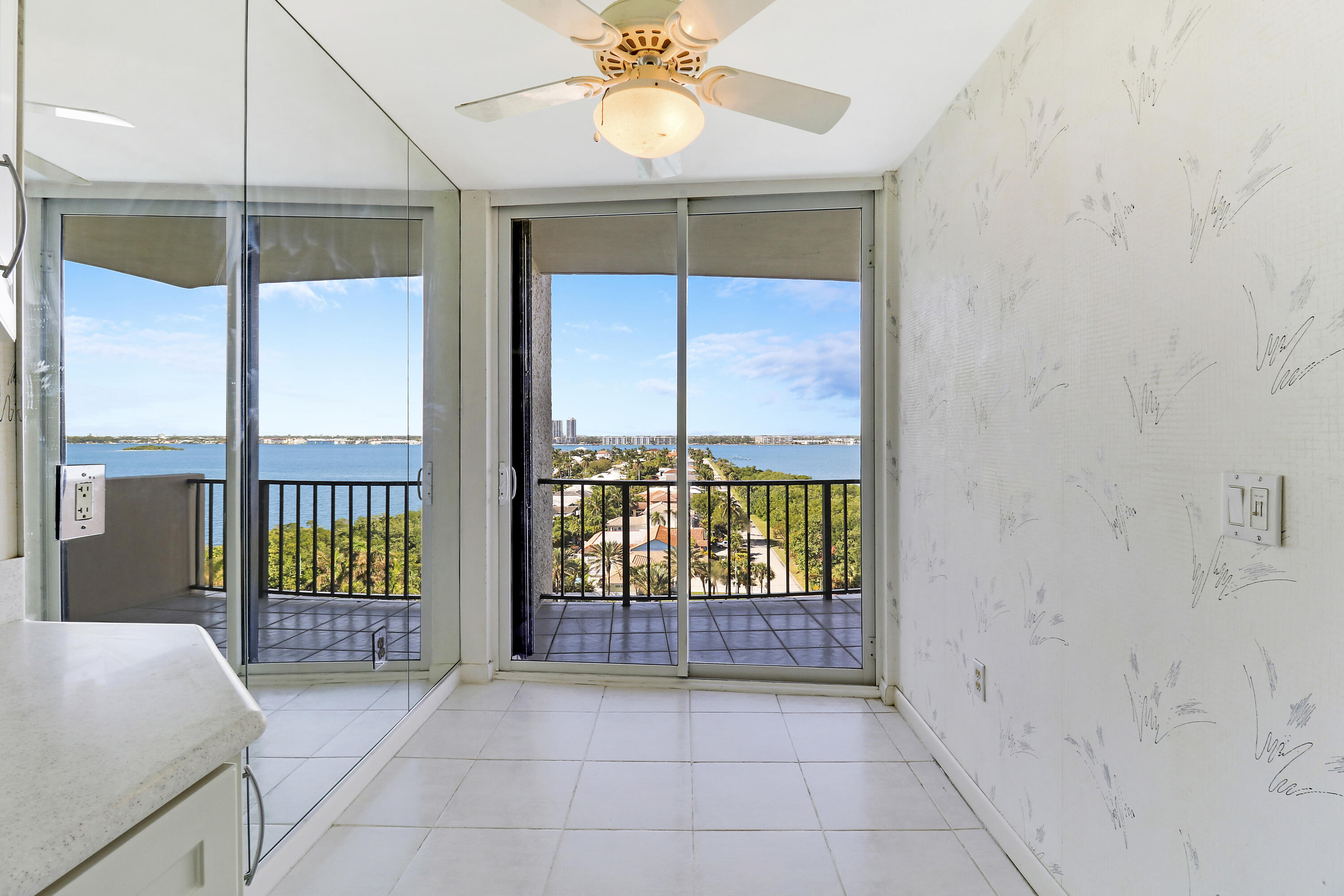 4200 North Ocean Drive, Unit 21005 Riviera Beach, FL 33404 - Photo 38 of 54 House1-22