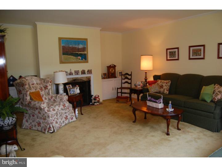 2623 Springfield Road Broomall, PA 19008 - Photo 5 of 16 Gallery Image 5