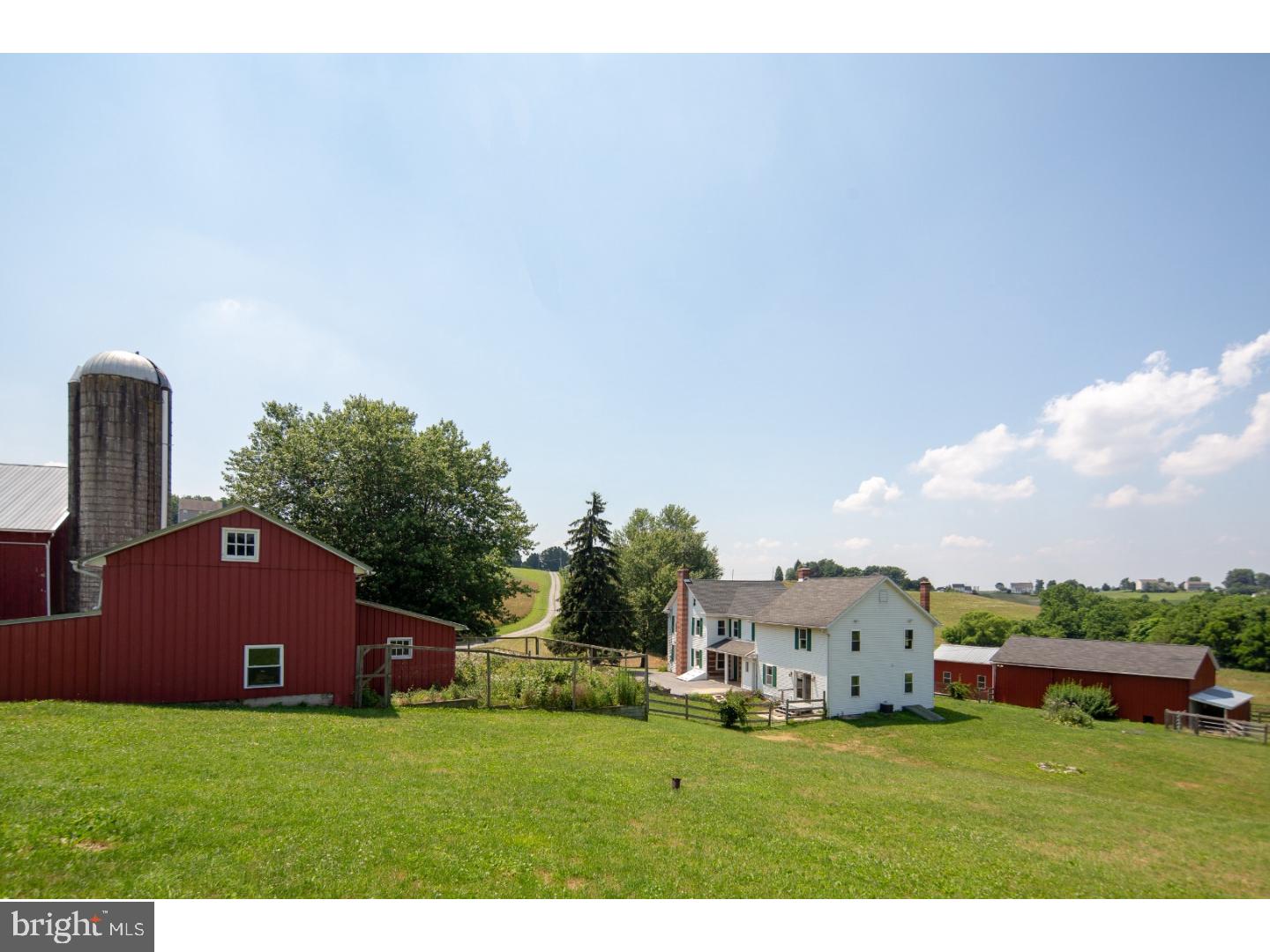 99 Heffner Road Wernersville, PA 19565 - Photo 2 of 25 Gallery Image 2