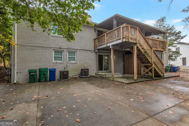 $1,375 | 2364 Peachwood Circle Northeast, Unit 2366B, Atlanta, GA 30345