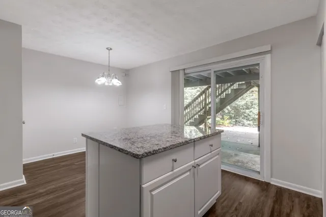 $1,375 | 2364 Peachwood Circle Northeast, Unit 2366B, Atlanta, GA 30345