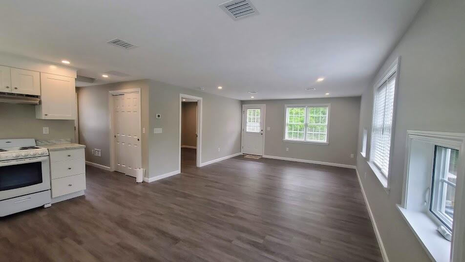 1 Nehoiden Road Mashpee, MA 02649 - Photo 3 of 13 20250529_094420
