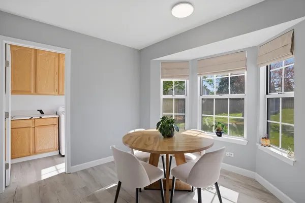 $449,900 | 7 Arthur Court, Streamwood, IL 60107