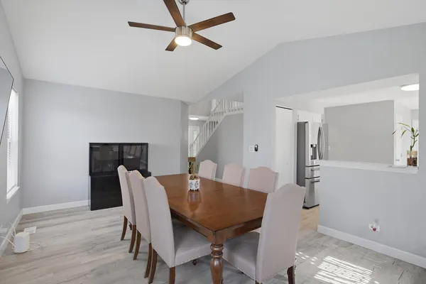 $449,900 | 7 Arthur Court, Streamwood, IL 60107