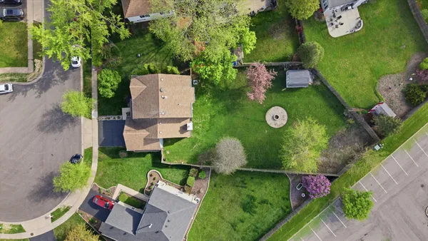 $449,900 | 7 Arthur Court, Streamwood, IL 60107