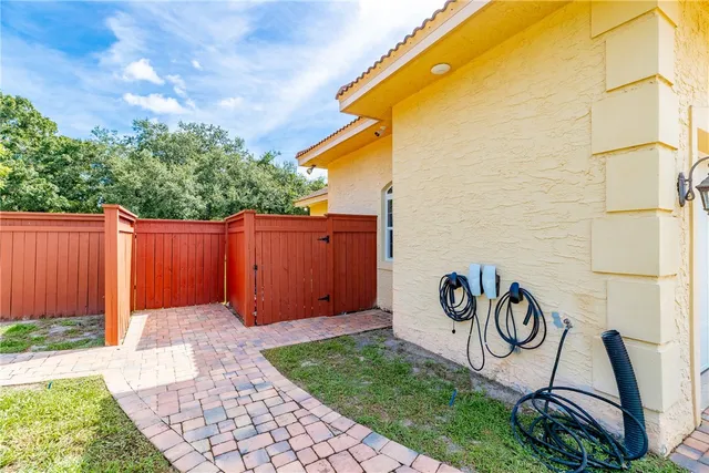 $720,000 | 2206 Avilla Avenue, Vero Beach, FL 32960