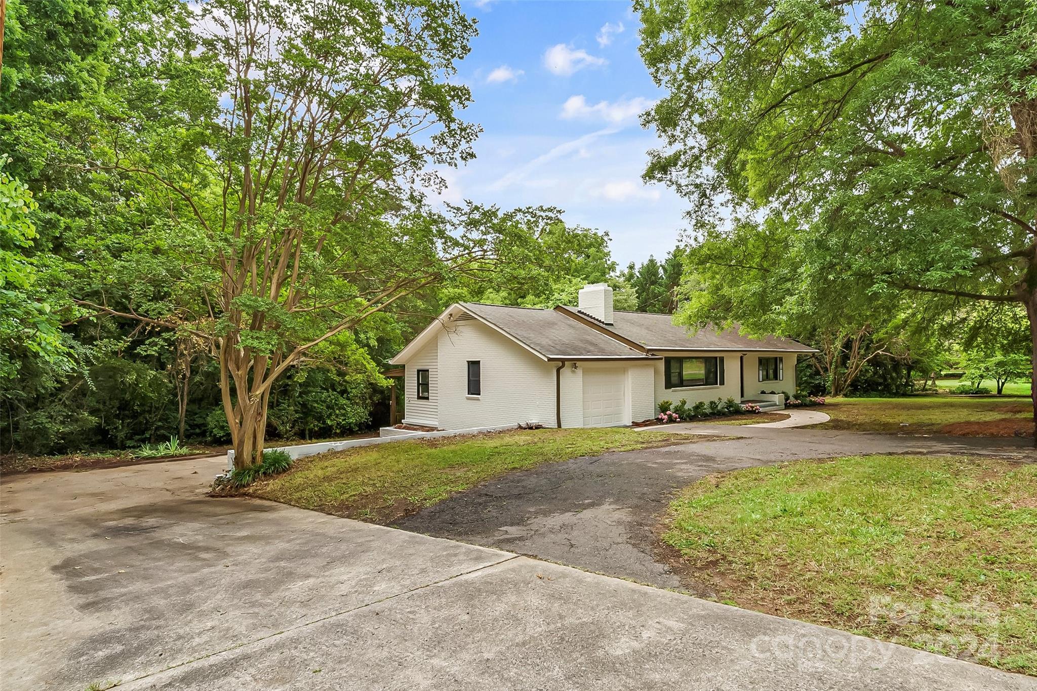 707 South Point Road Belmont, NC 28012 - Photo 19 of 24 Gallery Image 19