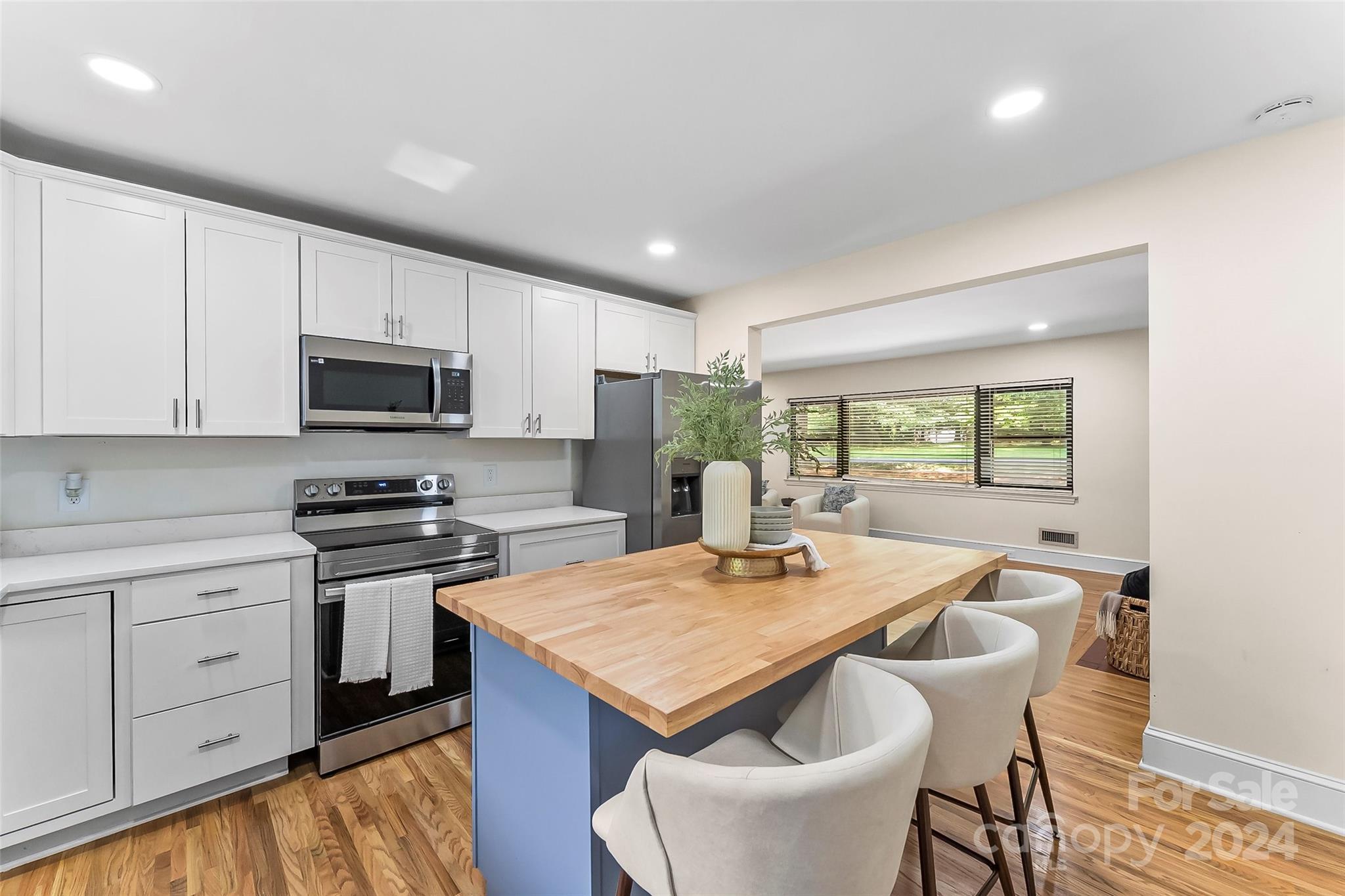 707 South Point Road Belmont, NC 28012 - Photo 5 of 24 Gallery Image 5