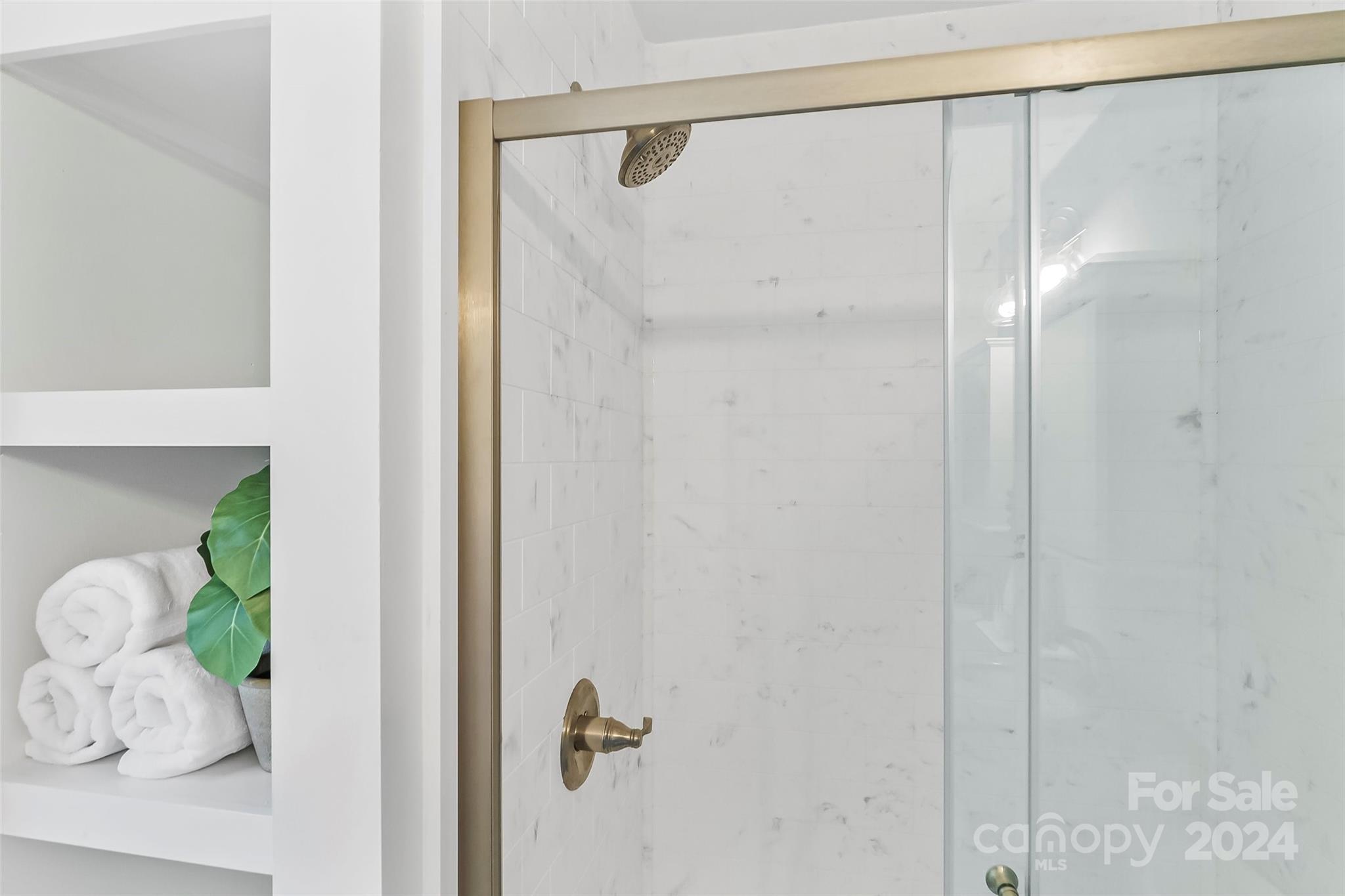 707 South Point Road Belmont, NC 28012 - Photo 8 of 24 Gallery Image 8