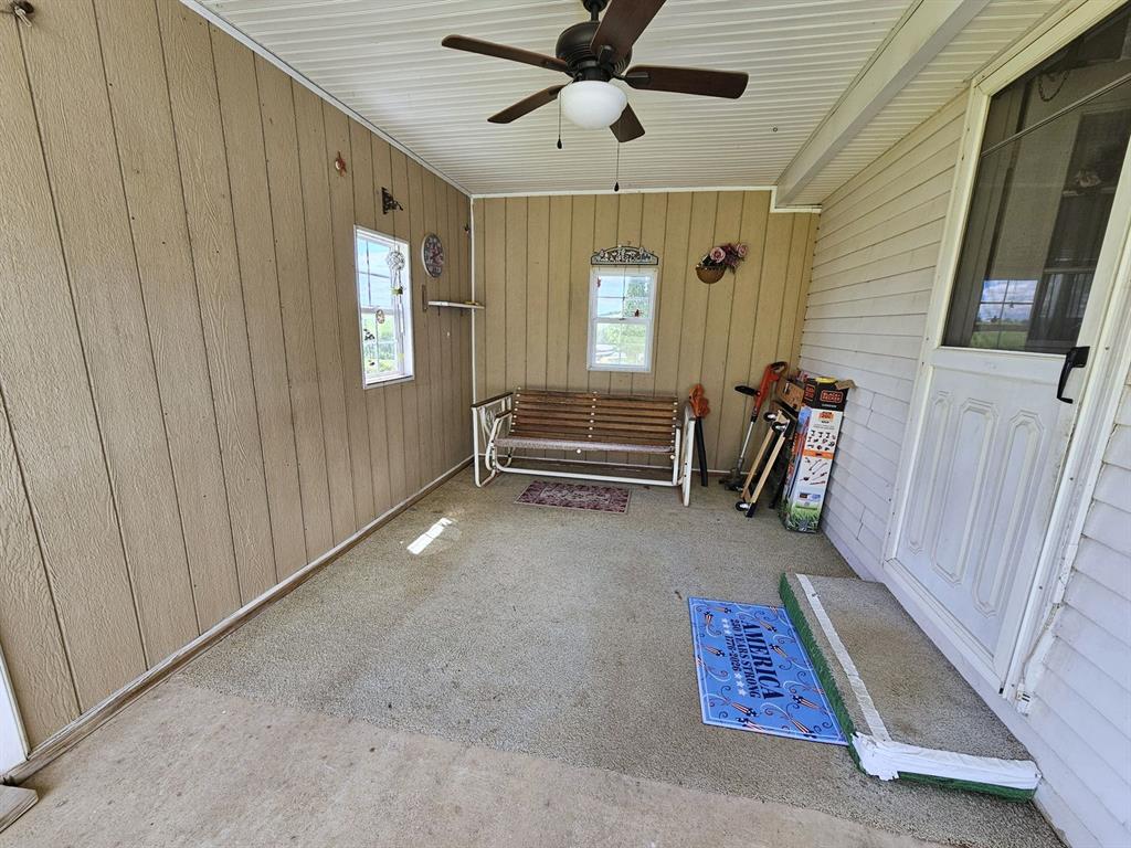 640 Taylorstown Ridge Road Taylorstown, PA 15365 - Photo 4 of 37