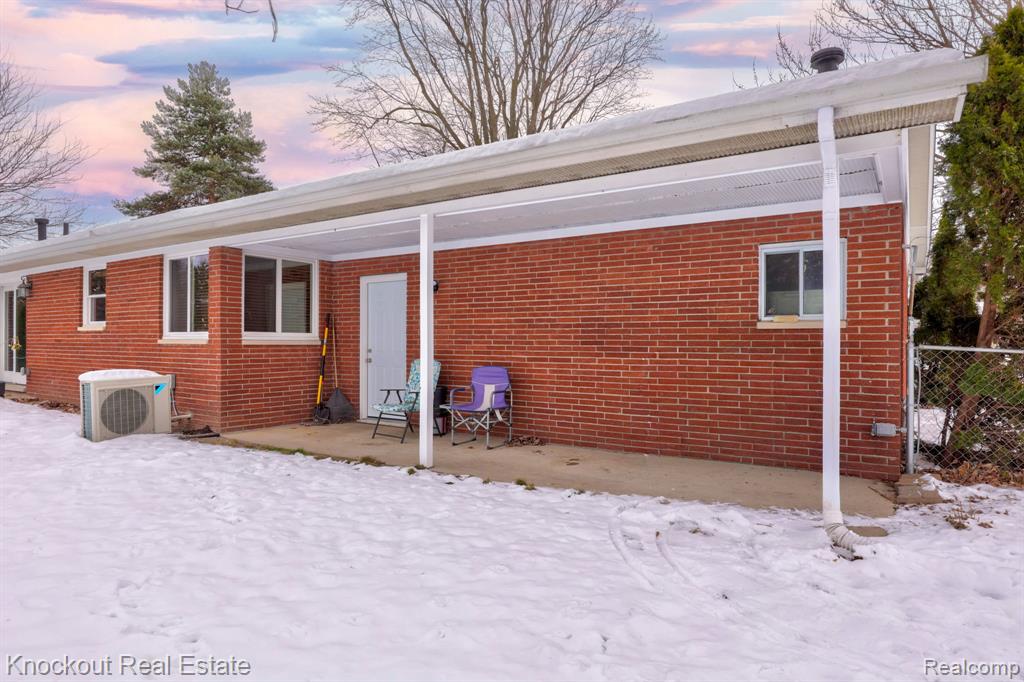 1914 Schust Road Saginaw, MI 48604 - Photo 37 of 54 Gallery Image 37