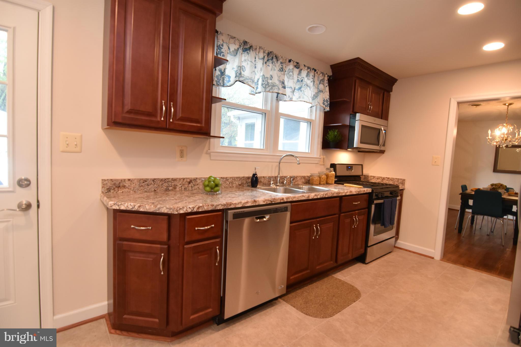 25595 Point Lookout Road Leonardtown, MD 20650 - Photo 16 of 30 Kitchen