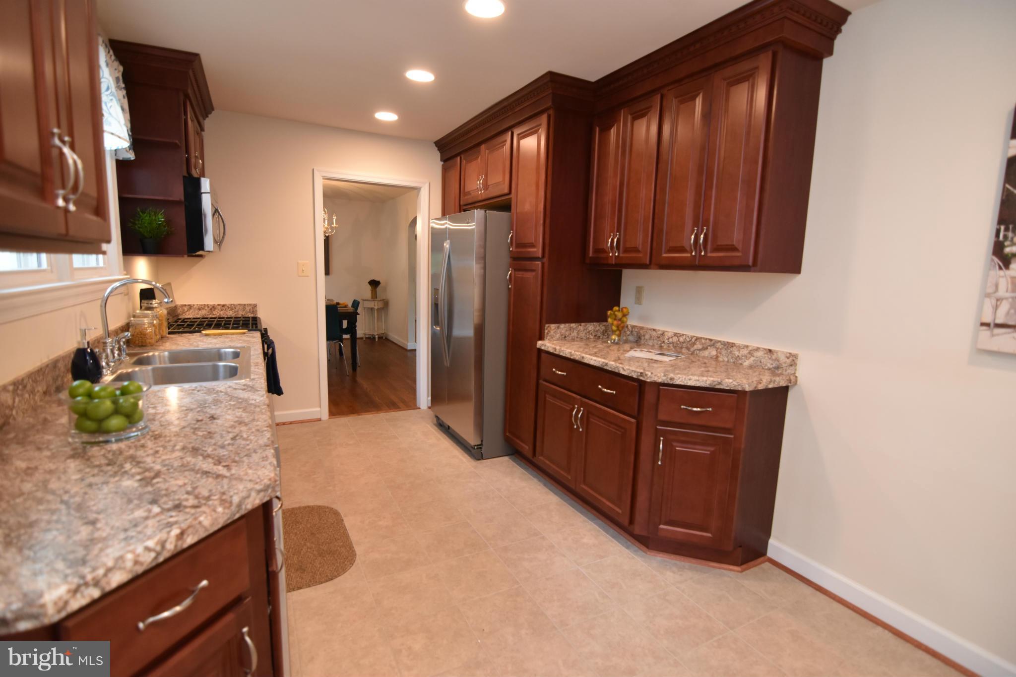 25595 Point Lookout Road Leonardtown, MD 20650 - Photo 17 of 30 Kitchen