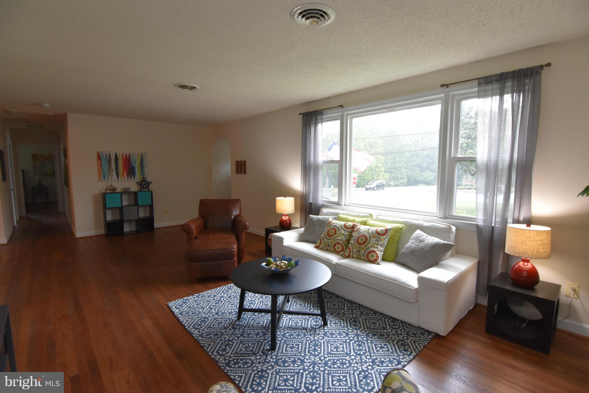 25595 Point Lookout Road Leonardtown, MD 20650 - Photo 6 of 30 Living Room