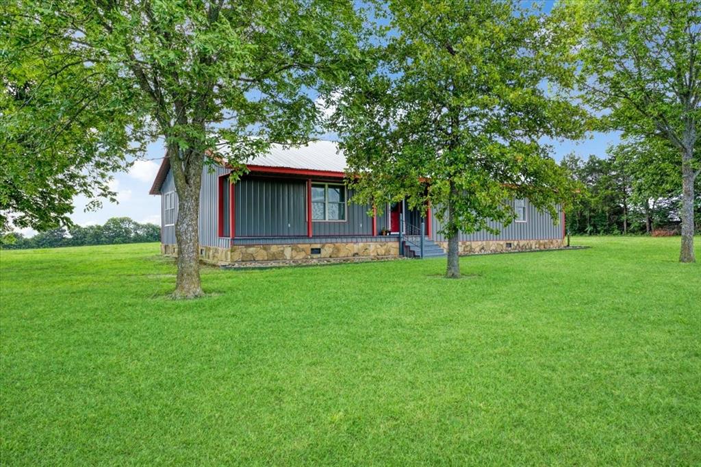 258 County Road Paris, TX 75462 - Photo 4 of 36