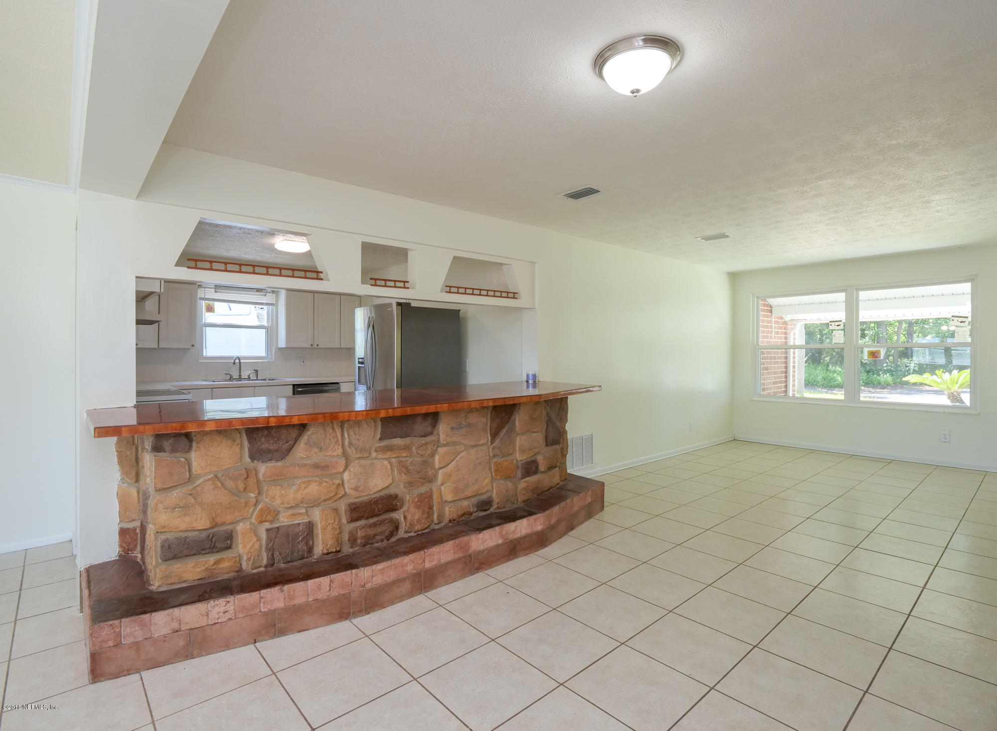 5731 Flagstaff Road Jacksonville, FL 32207 - Photo 5 of 24 5731 Flagstaff Rd-5