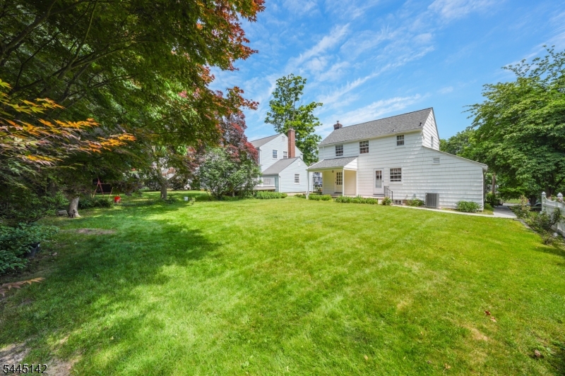 34 Colfax Road Springfield, NJ 07081 - Photo 25 of 26