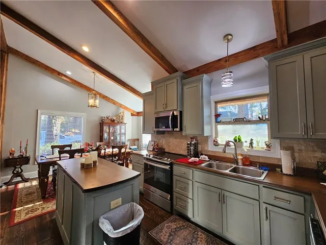 $339,900 | 112 Deer Creek West, Pineville, LA 71360