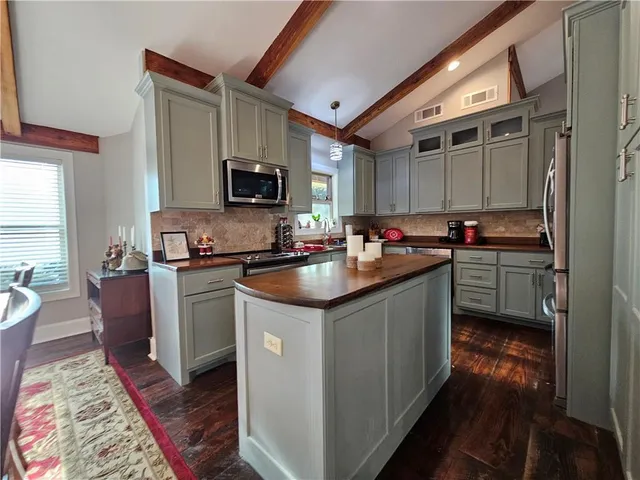 $339,900 | 112 Deer Creek West, Pineville, LA 71360