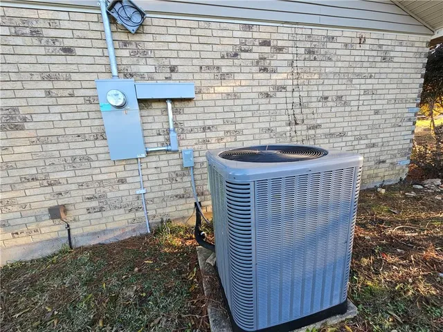 $339,900 | 112 Deer Creek West, Pineville, LA 71360