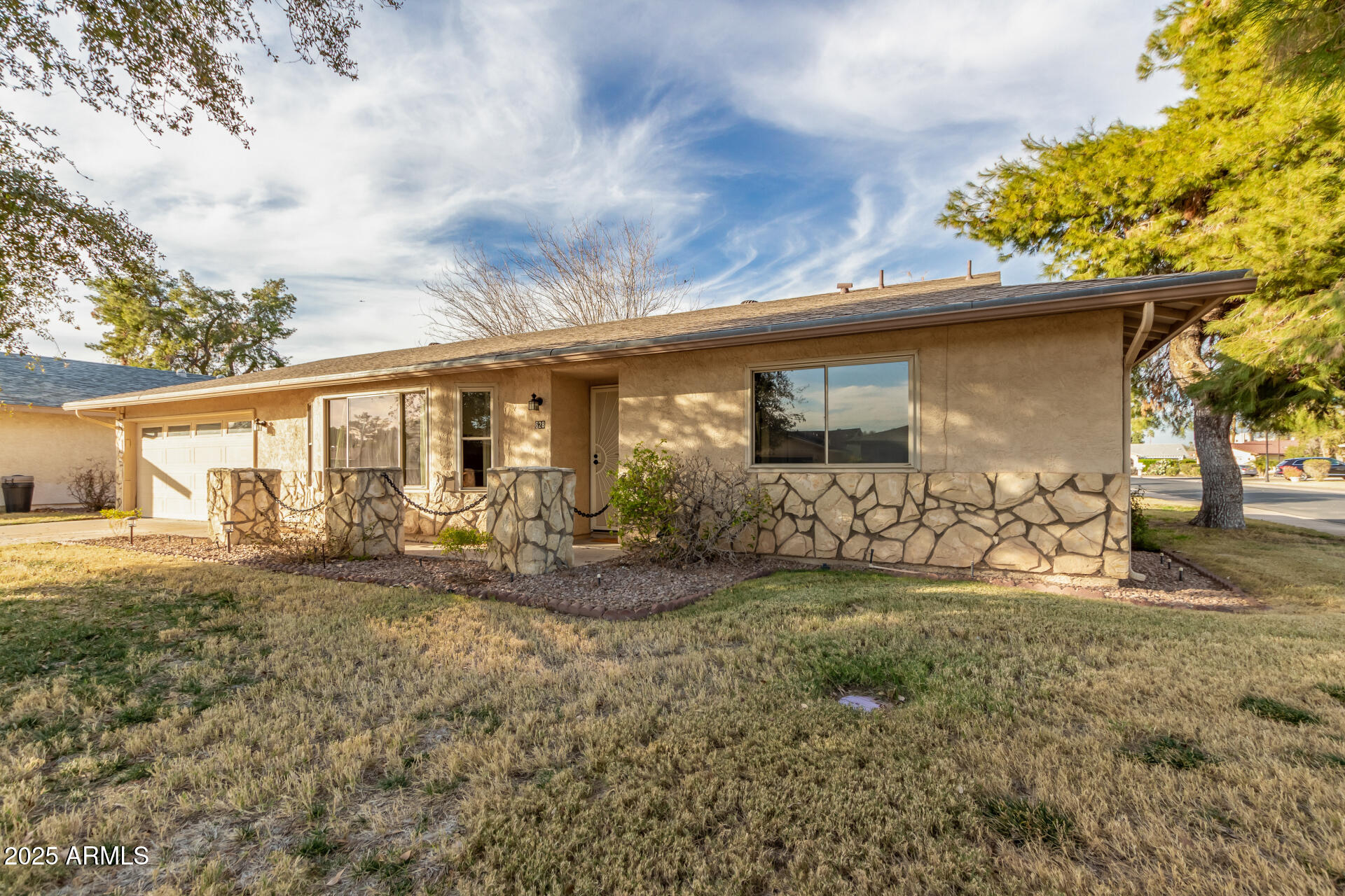 628 Leisure World Mesa, AZ 85206 - Photo 28 of 51 a view of a house with backyard and garden