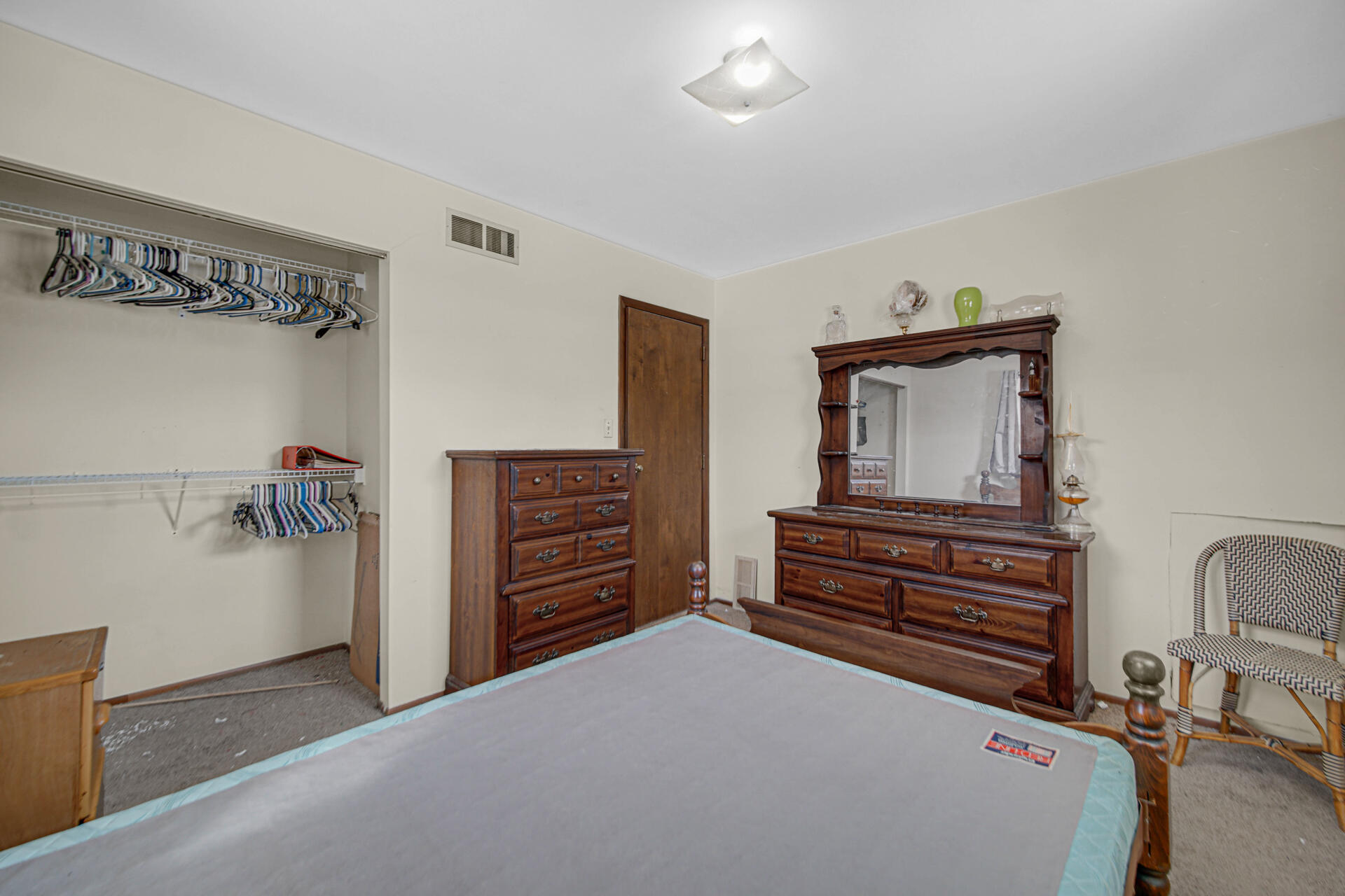 2435 Odell Street Portage, IN 46368 - Photo 12 of 28 1920x1280