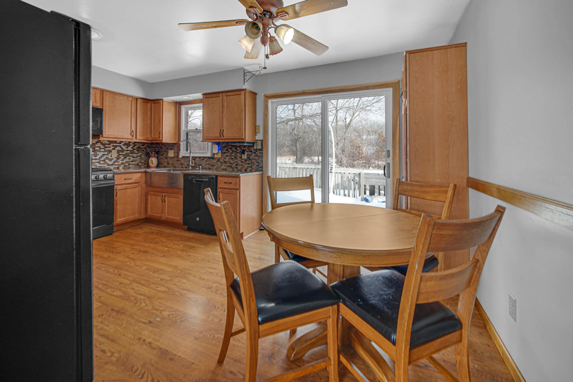 2435 Odell Street Portage, IN 46368 - Photo 8 of 28 1920x1280