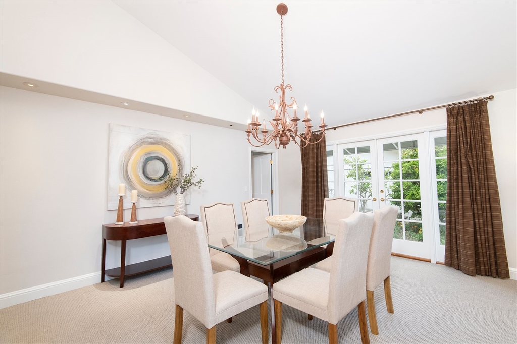 661 San Mario Drive Solana Beach, CA 92075 - Photo 5 of 25