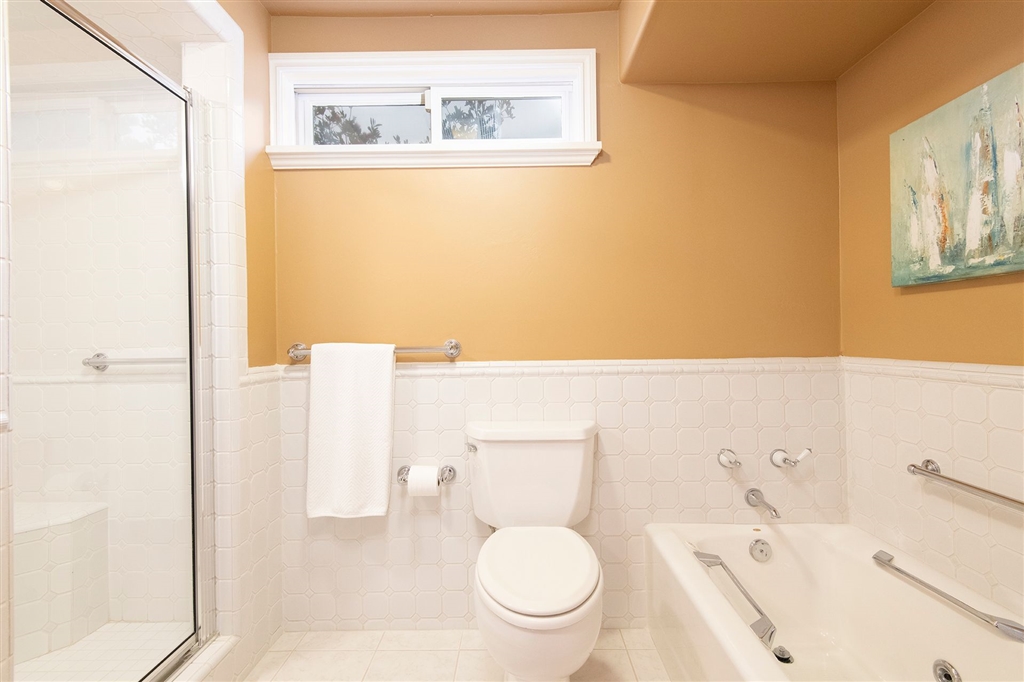 661 San Mario Drive Solana Beach, CA 92075 - Photo 8 of 25