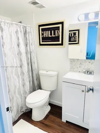 $2,900 | 2625 Collins Avenue, Unit 415, Miami Beach, FL 33140