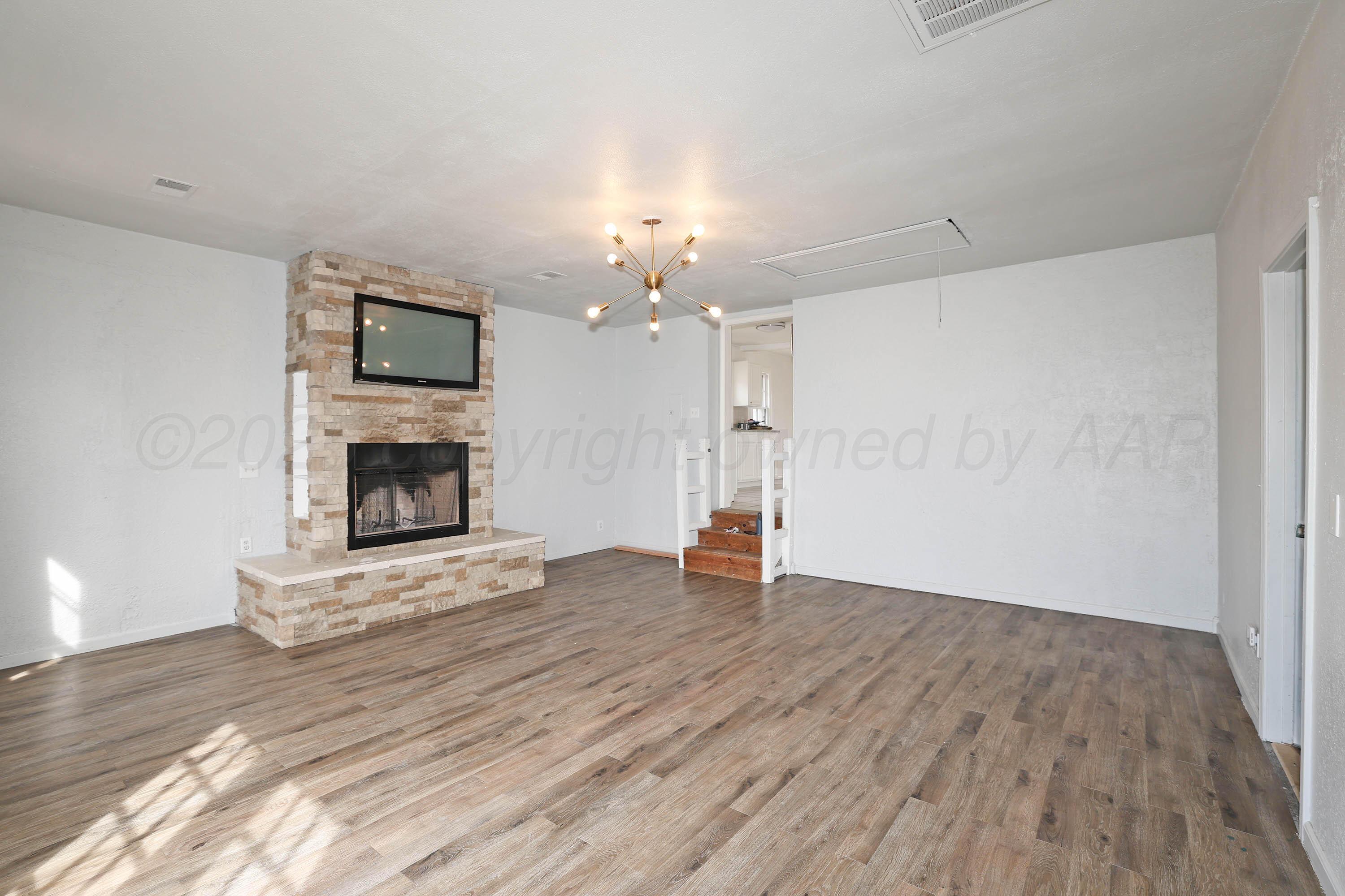 2038 South Lipscomb Street Amarillo, TX 79109 - Photo 11 of 25 10-Den