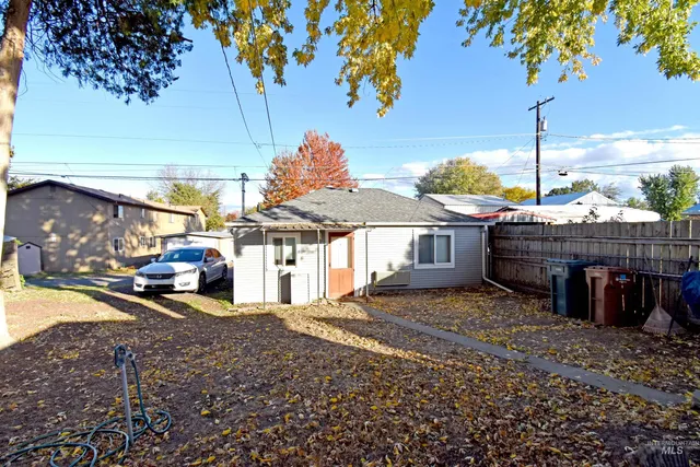 $335,000 | 713-715 4th Street, Clarkston, WA 99403