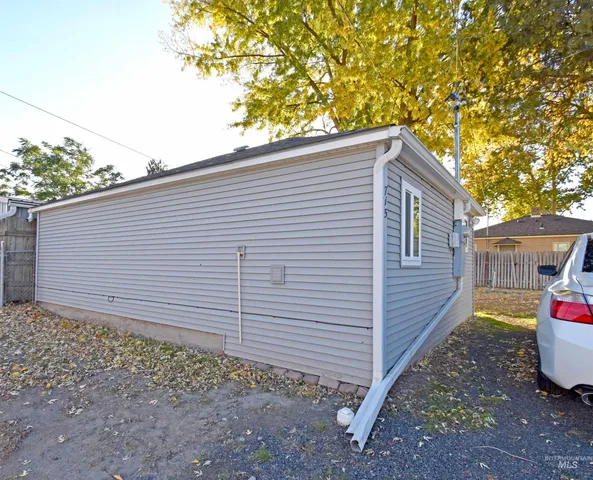 $335,000 | 713-715 4th Street, Clarkston, WA 99403