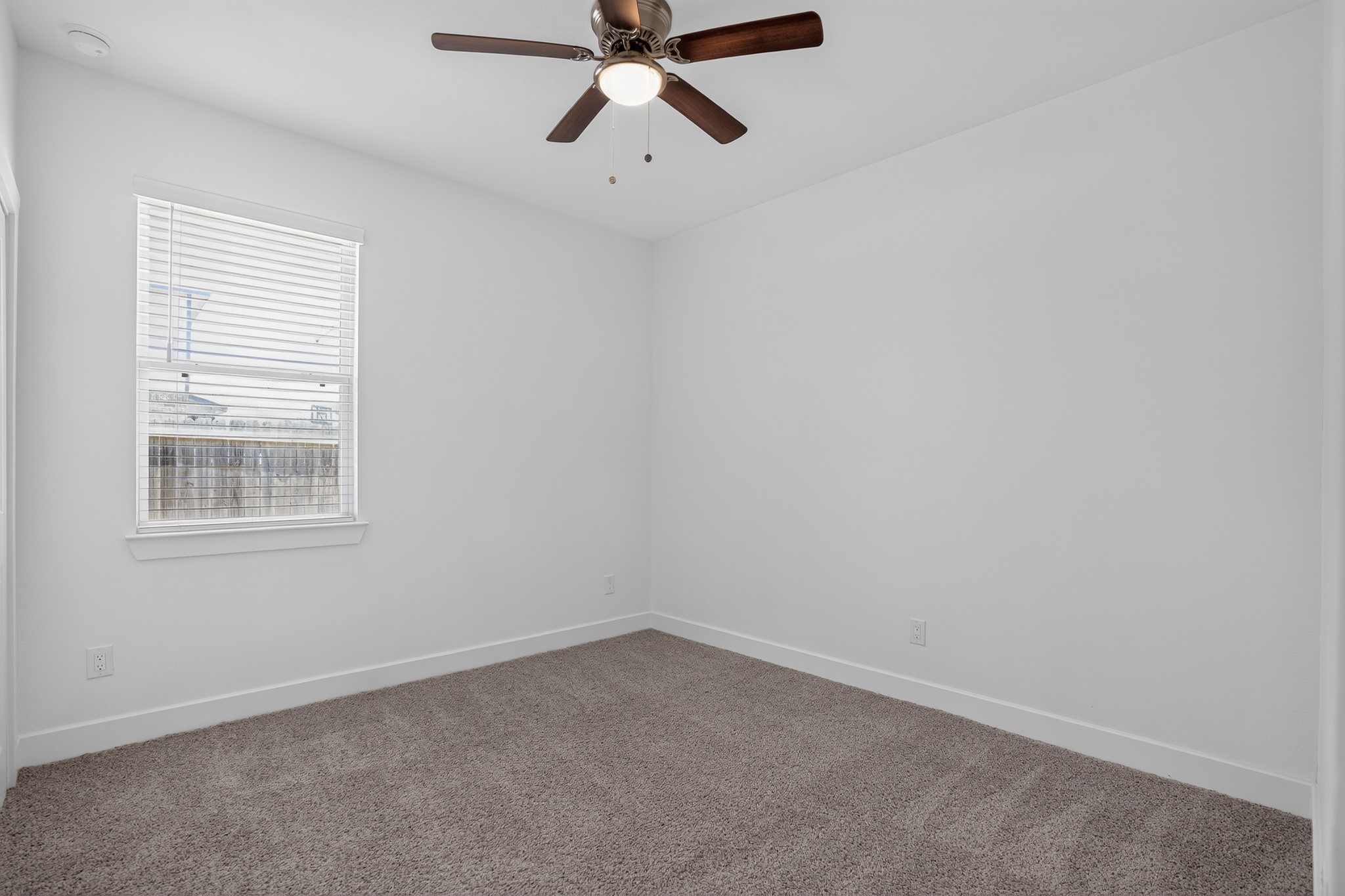 12340 North Chestnut Conroe, TX 77303 - Photo 5 of 15