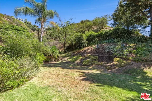 $2,499,000 | 1834 Roscomare Road, Los Angeles, CA 90077