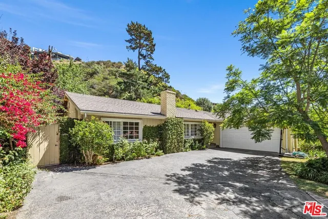 $2,499,000 | 1834 Roscomare Road, Los Angeles, CA 90077