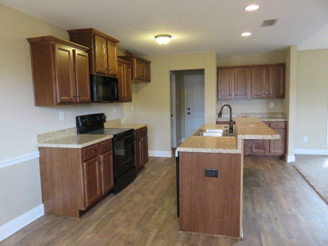 18312 Outlook Drive Loxley, AL 36551 - Photo 8 of 13