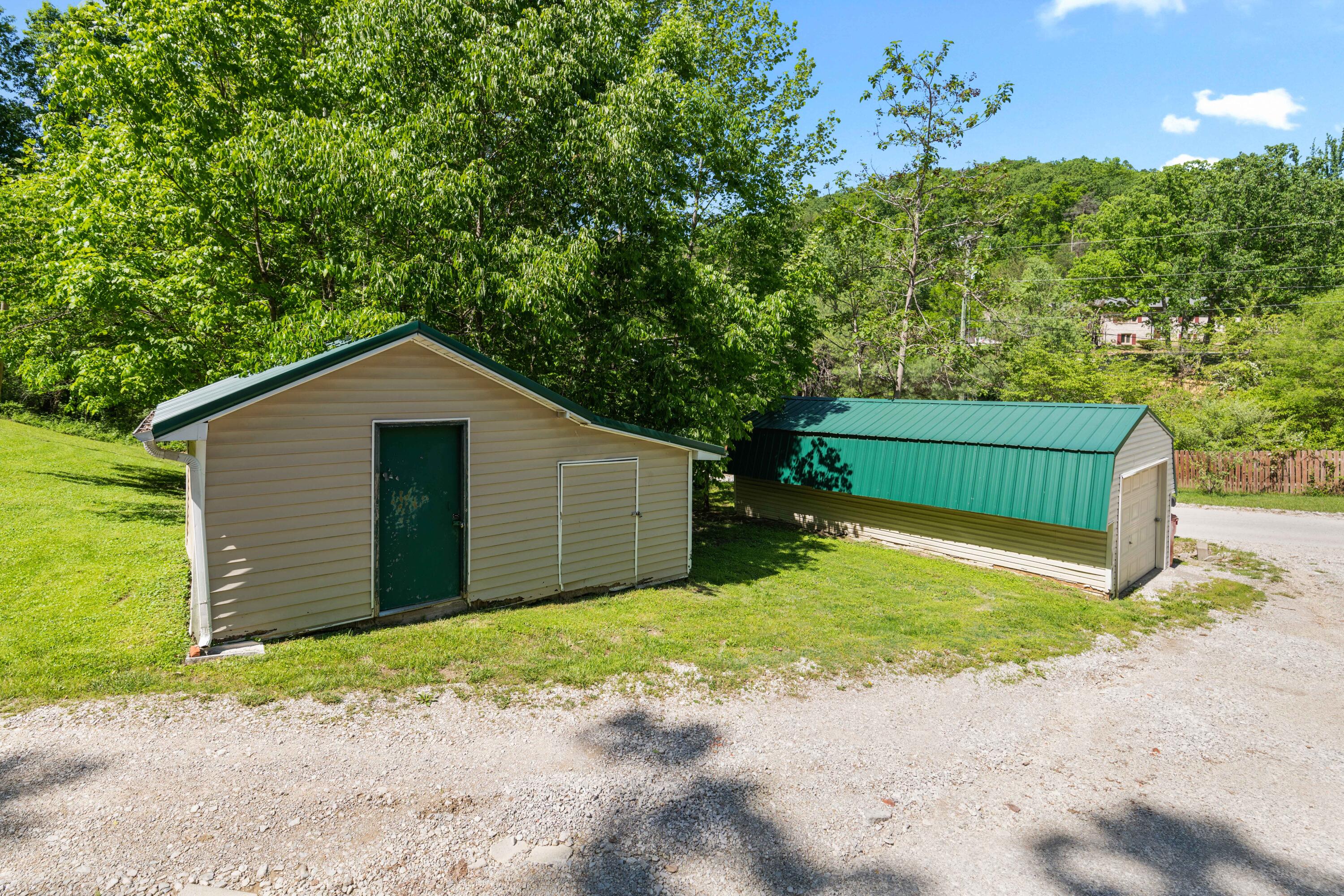 463 Mason Lake Road Berea, KY 40403 - Photo 4 of 21 20230510-463-Mason-Lake-Rd-TEMedia-010