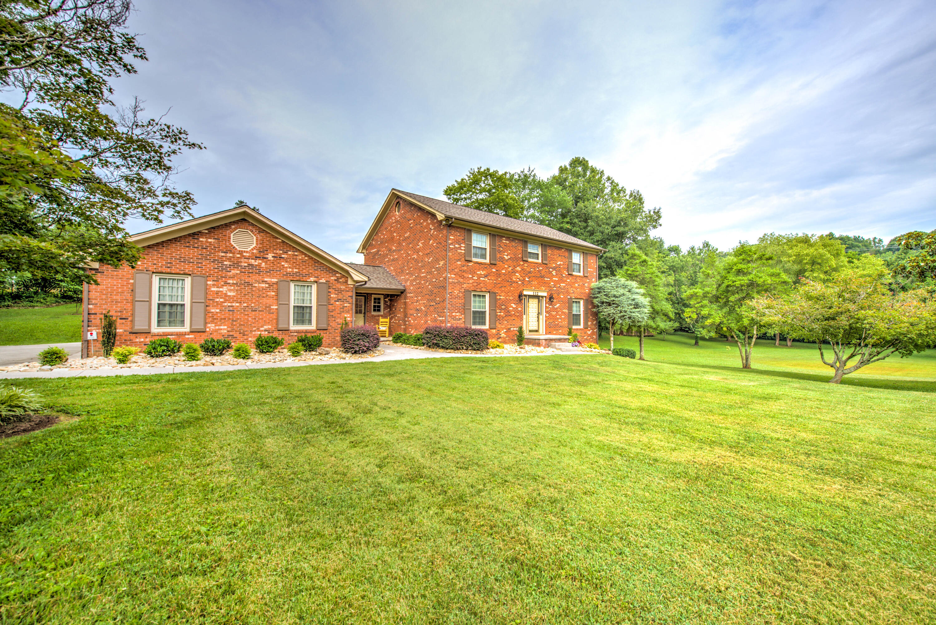 112 Gibbs Ferry Road Clinton, TN 37716 - Photo 2 of 37 2