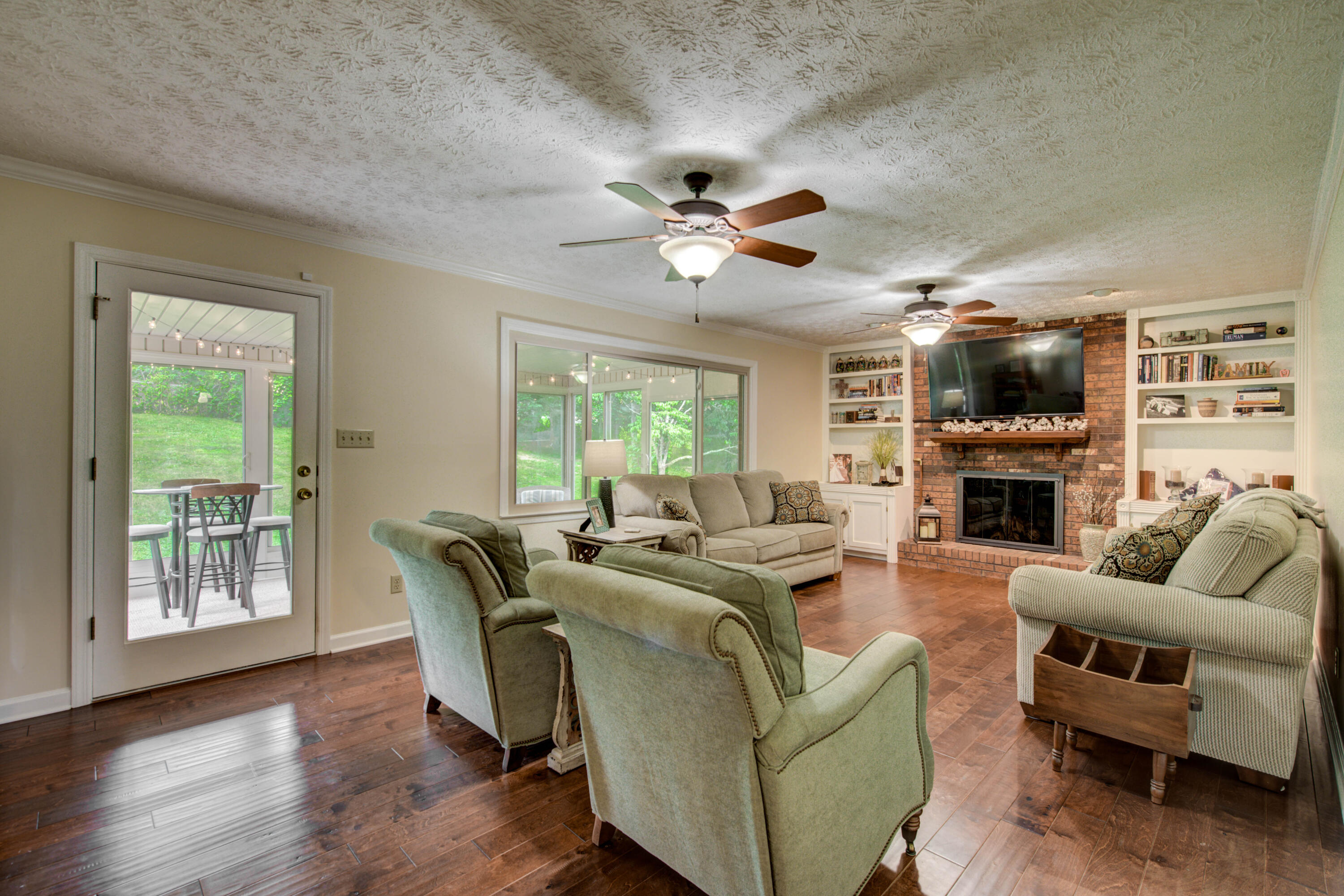 112 Gibbs Ferry Road Clinton, TN 37716 - Photo 12 of 37 12