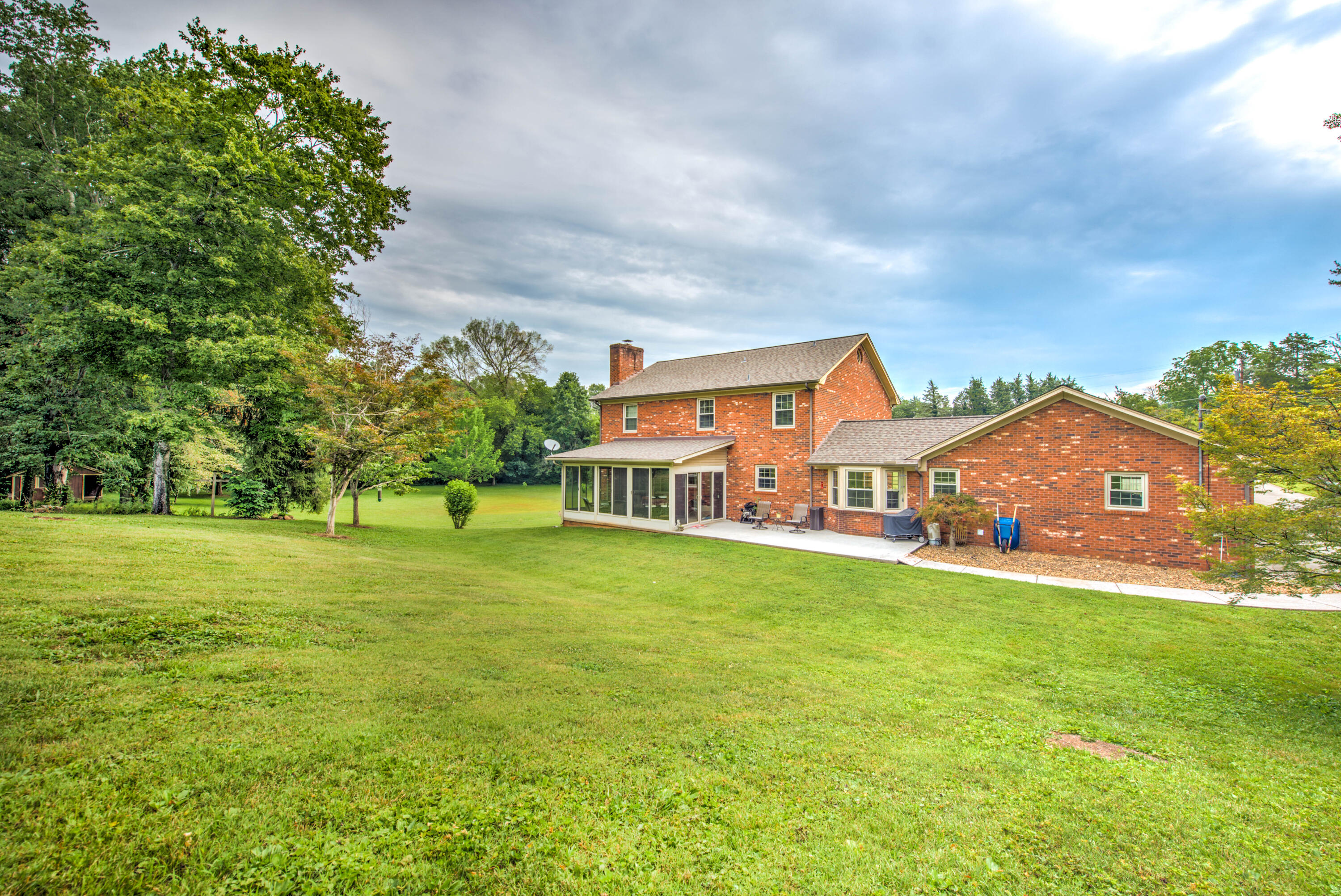 112 Gibbs Ferry Road Clinton, TN 37716 - Photo 34 of 37 34