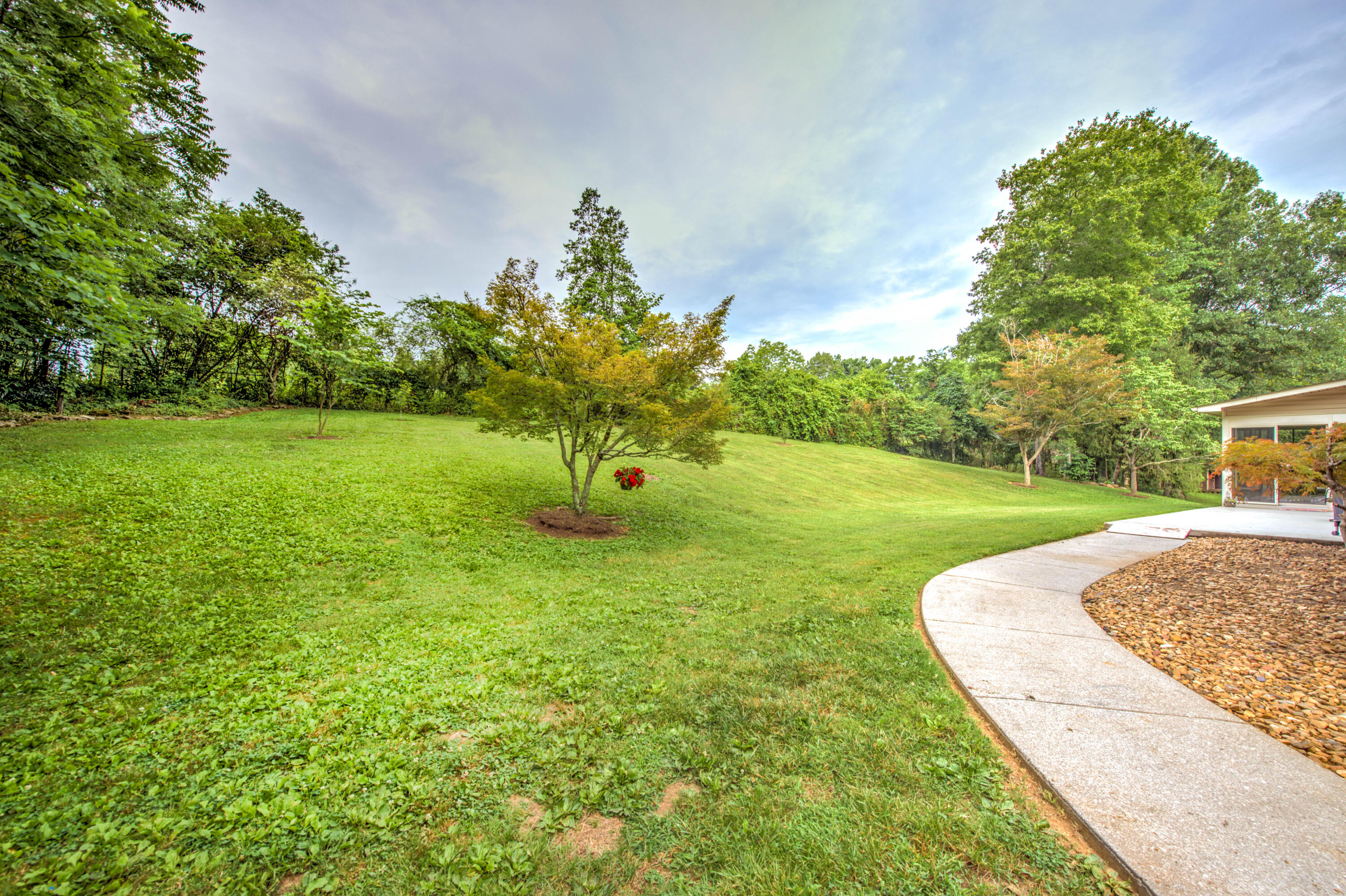 112 Gibbs Ferry Road Clinton, TN 37716 - Photo 35 of 37 35