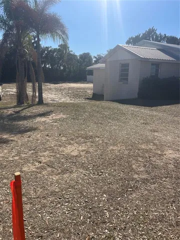 $237,400 | 352 Highway 630 East, Frostproof, FL 33843