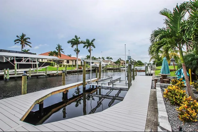 $9,400 | 3328 Southeast 18th Avenue, Cape Coral, FL 33904